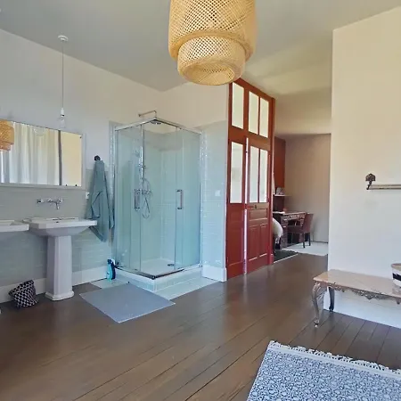 Sous Le Tilleul De La Condomine, Piscine Privee Holiday home